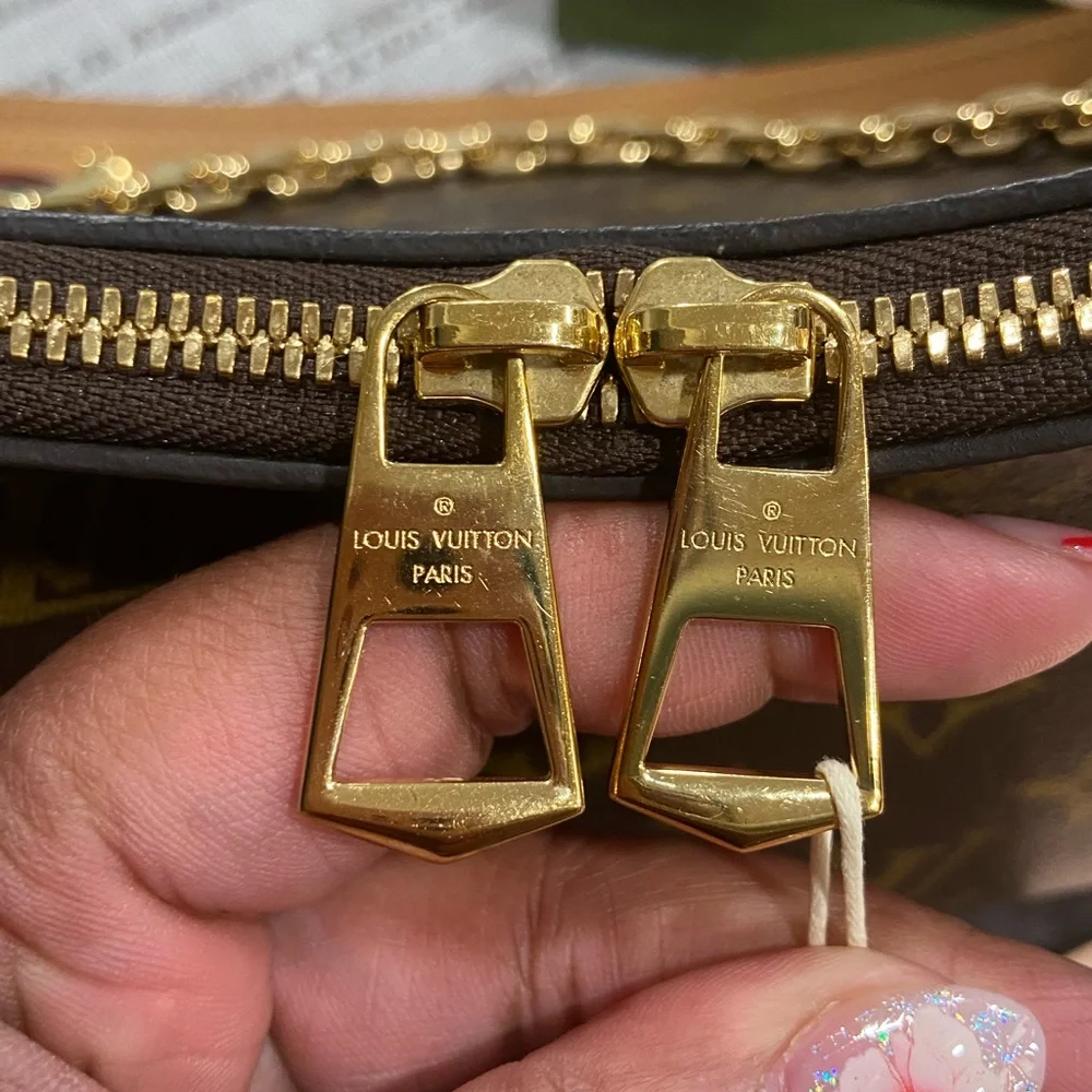 Louis Vuitton Boulogne - Picture 9 of 15